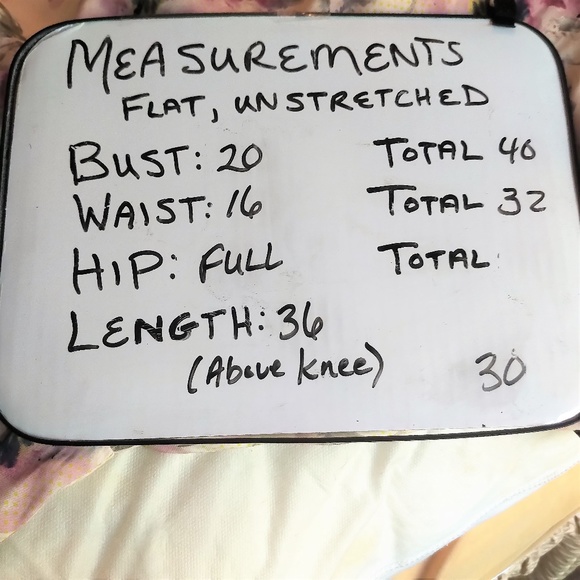 Beautiful Floral Dress by Black Swan NWT L - Picture 4 of 7